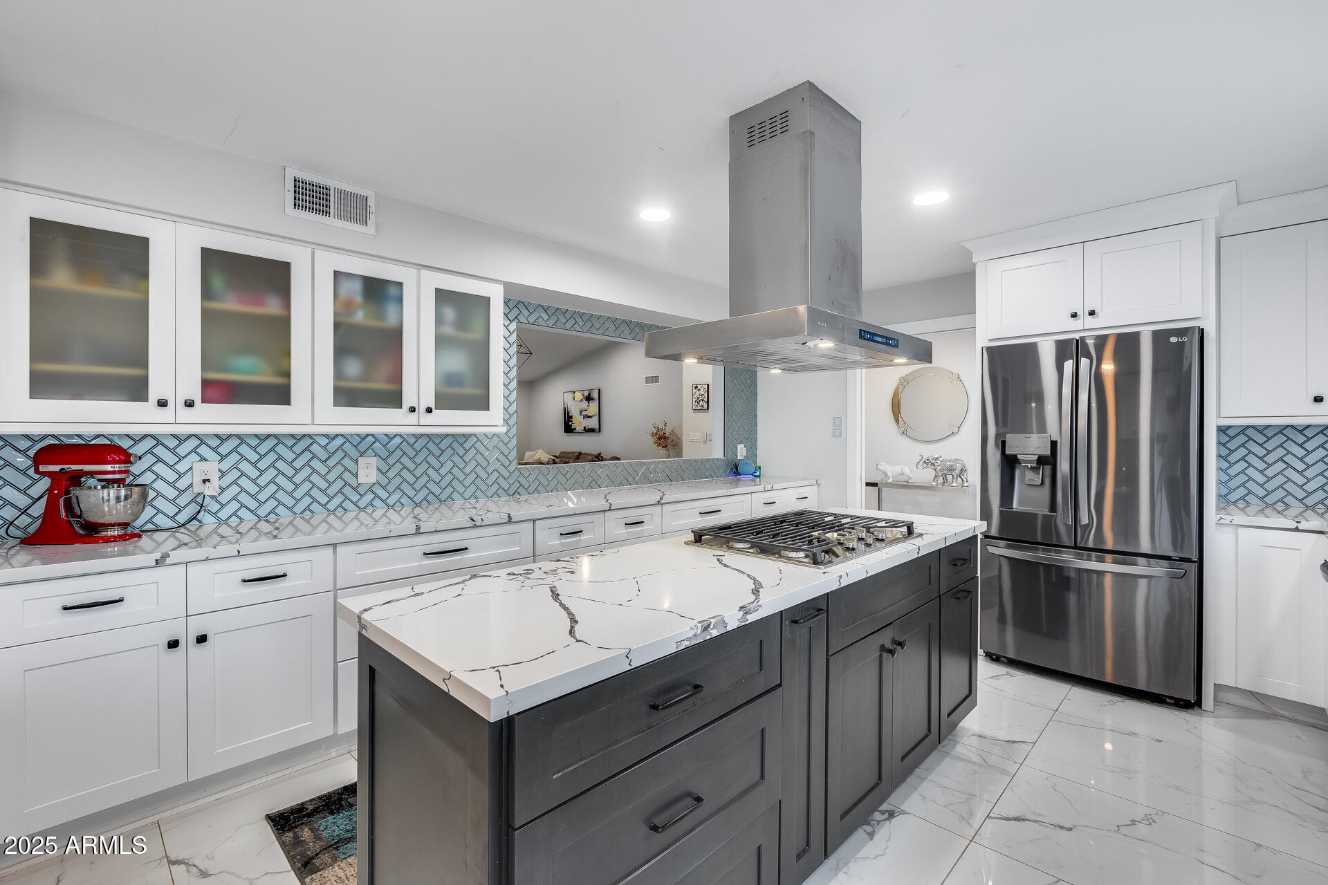 8618 E VIA DE ENCANTO --