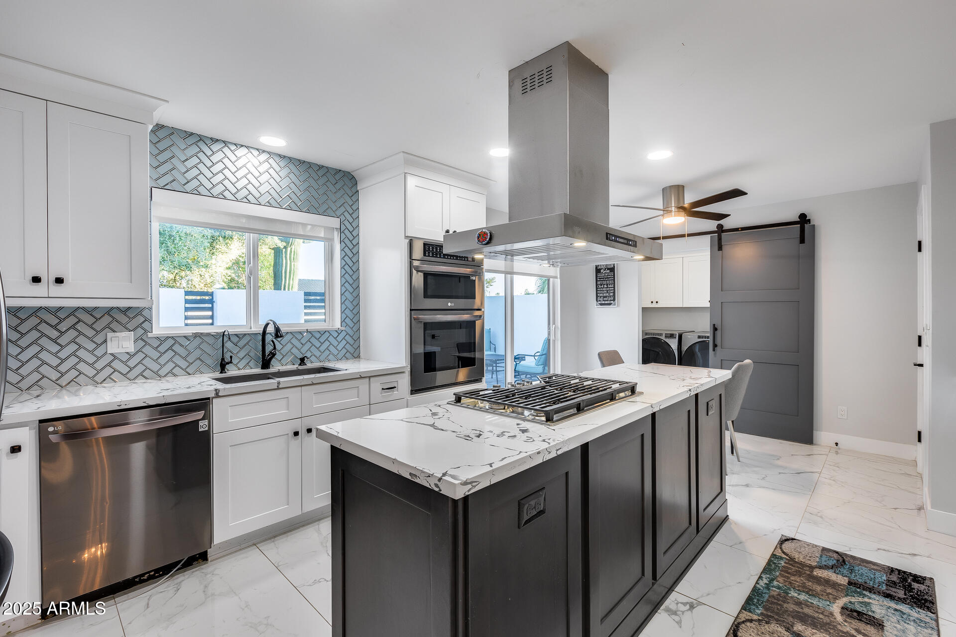 8618 E VIA DE ENCANTO --