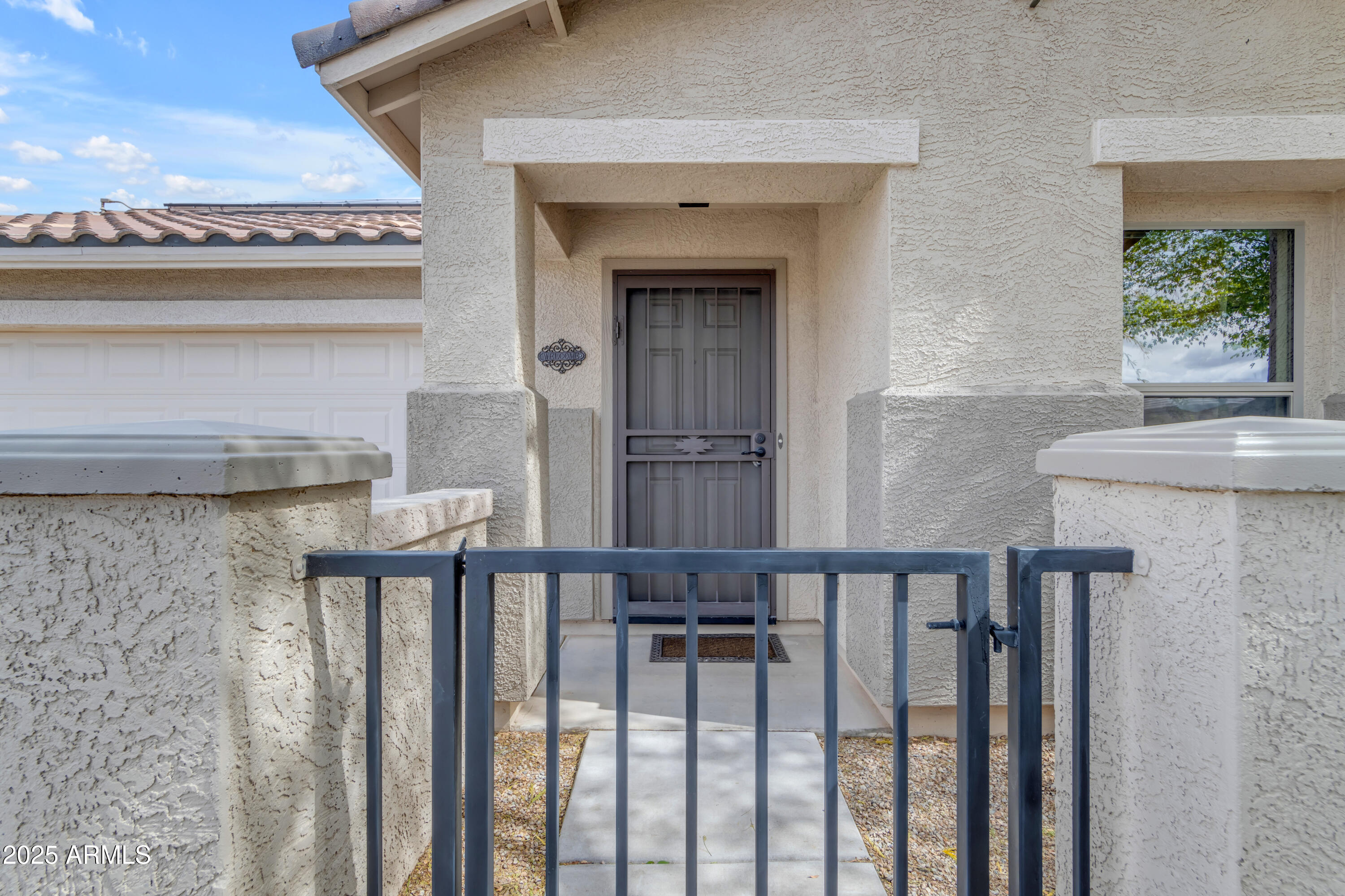 21816 E PUESTA DEL SOL --
