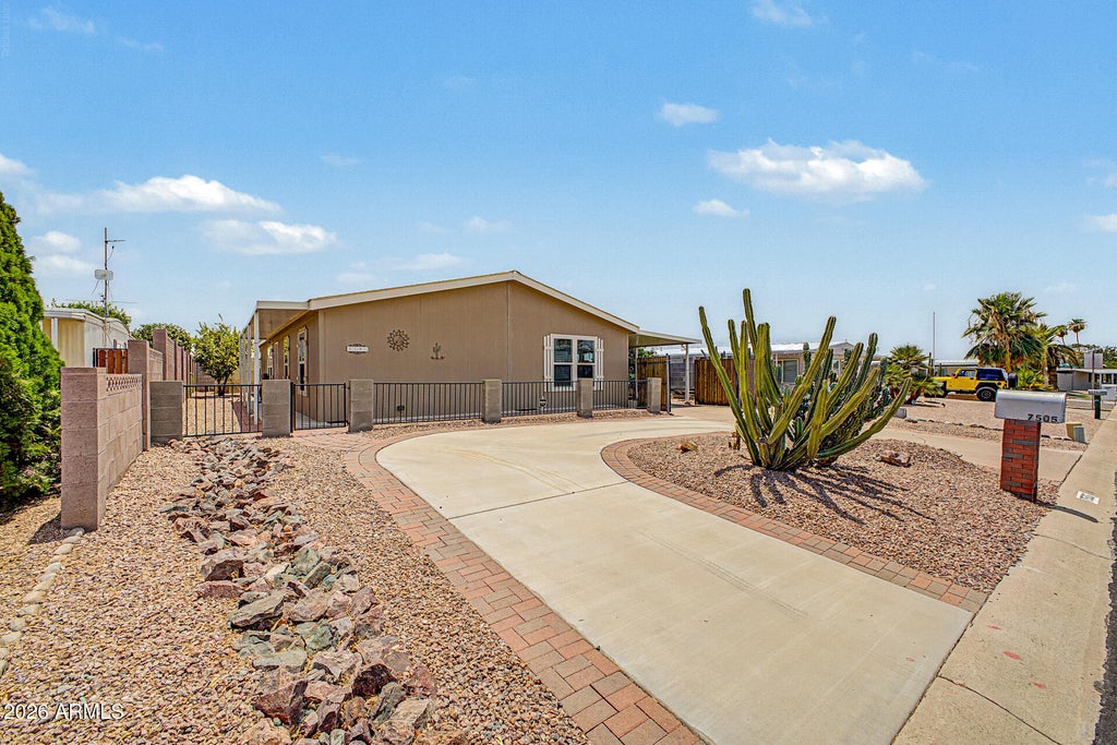 Photo of 7505 E Balmoral Avenue, Mesa, AZ 85208 (MLS # 7055219)