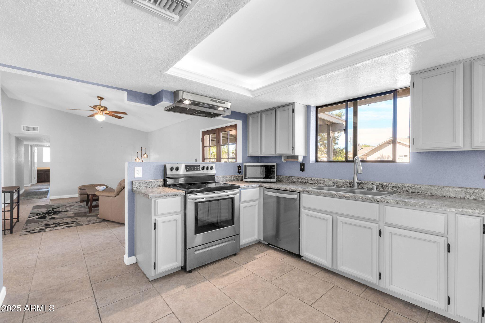 62 W SECRETARIAT Drive