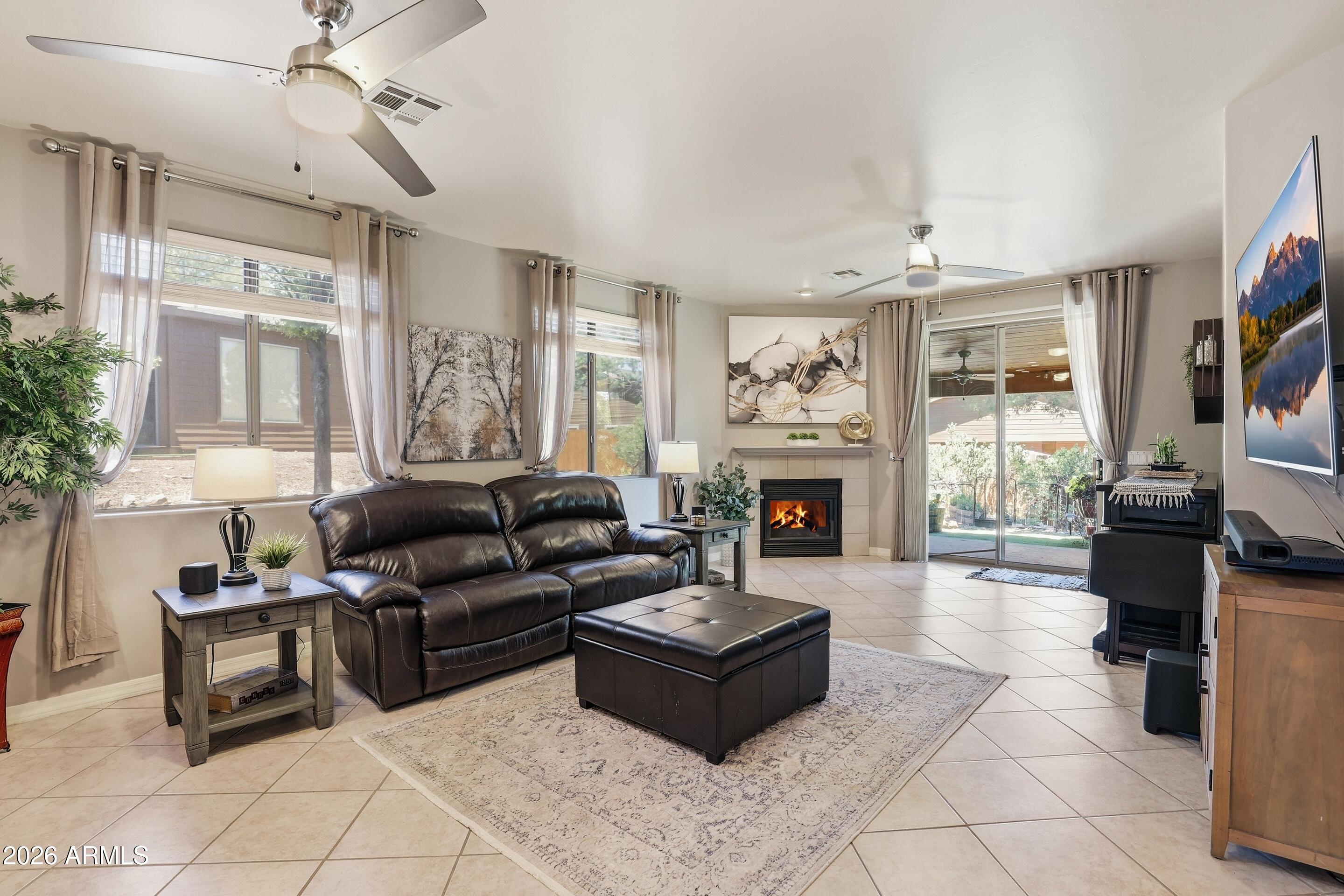 308 W Cody Circle