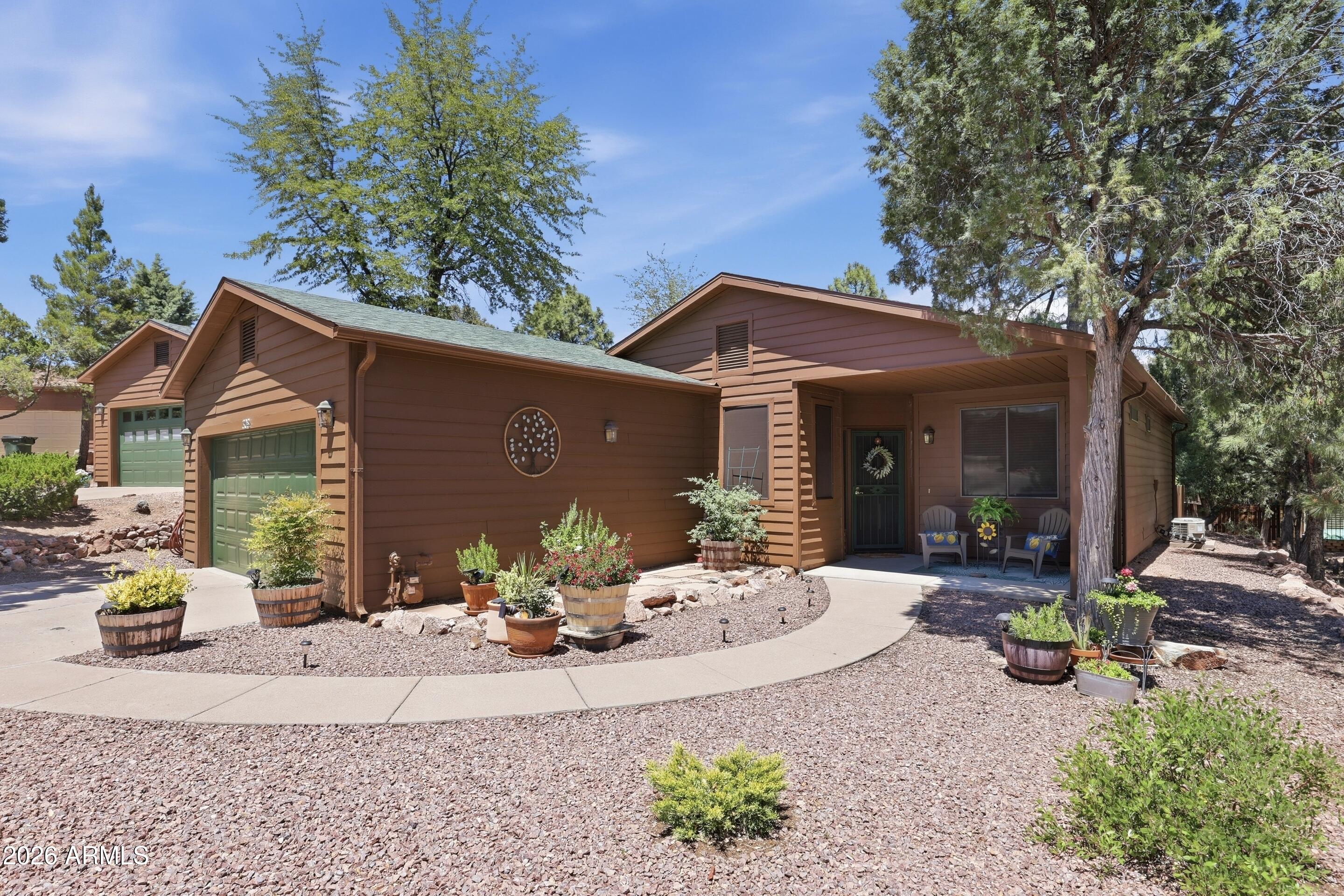 308 W Cody Circle