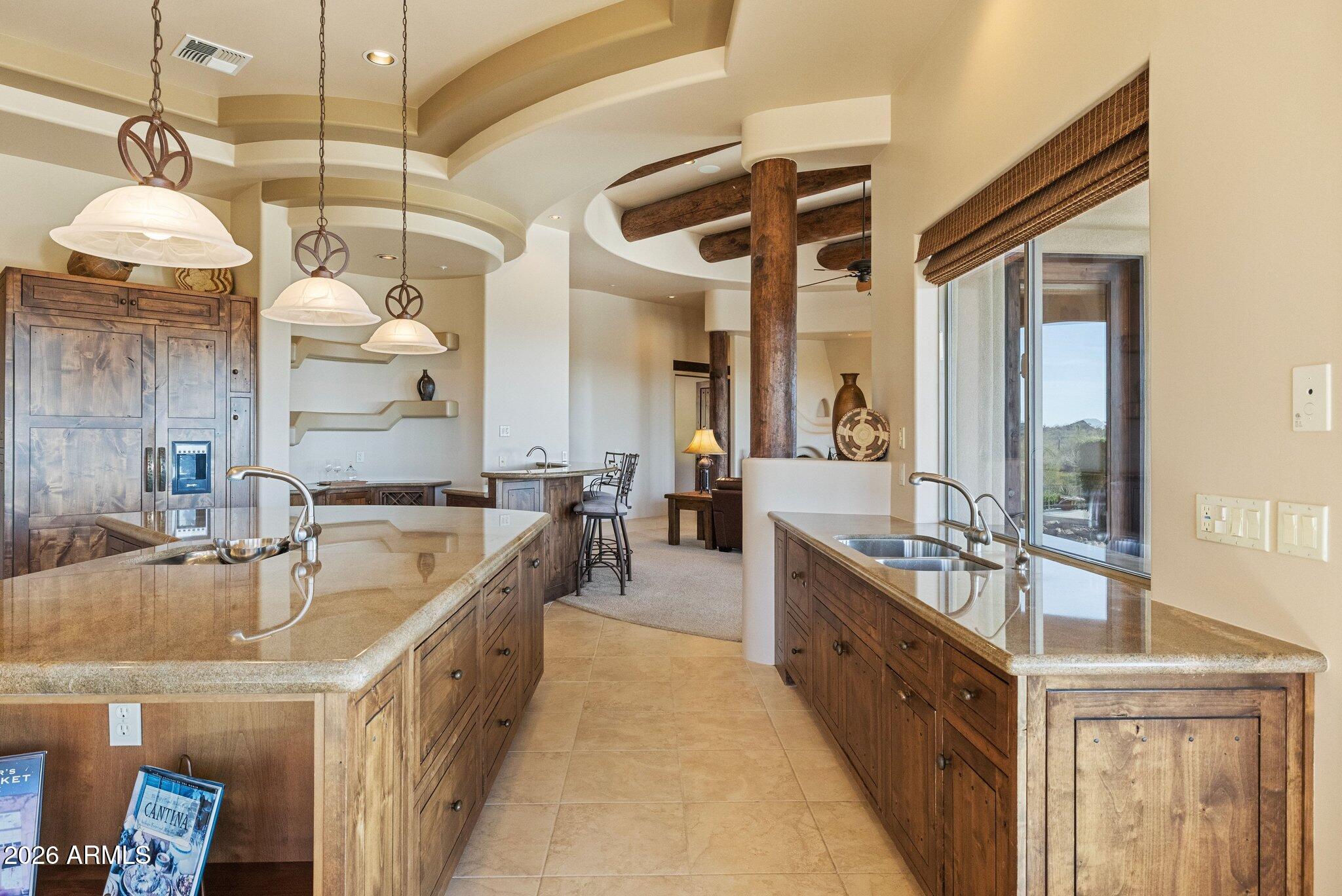 DIAMOND POINT AT LAS SENDAS MOUNTAIN - Residential