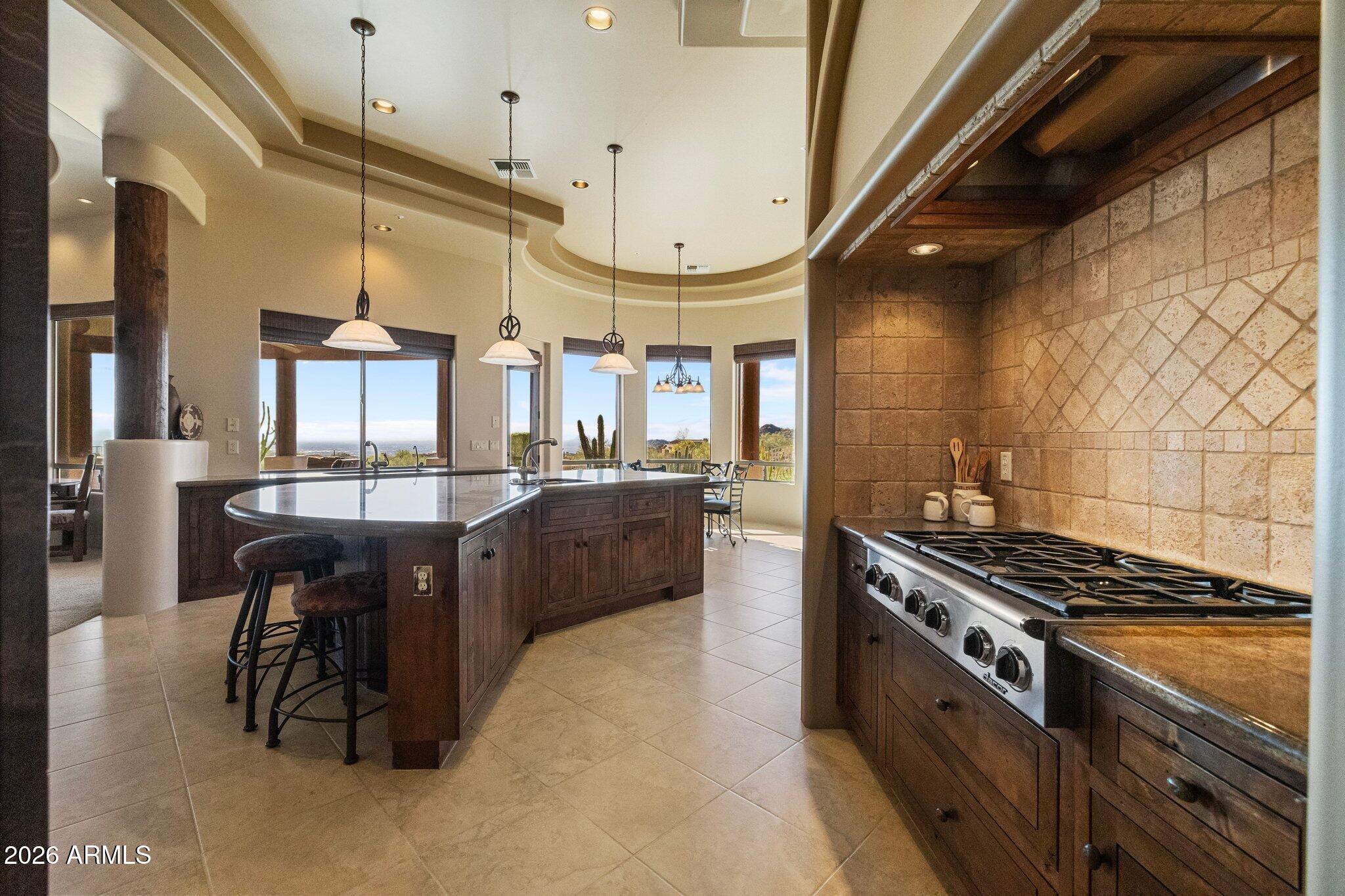 DIAMOND POINT AT LAS SENDAS MOUNTAIN - Residential