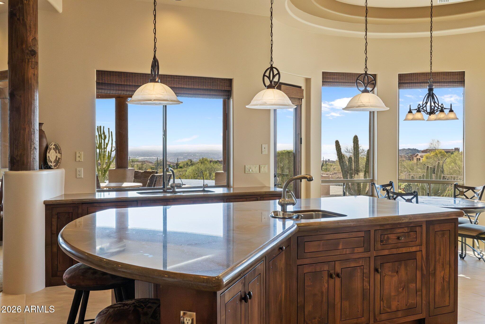DIAMOND POINT AT LAS SENDAS MOUNTAIN - Residential