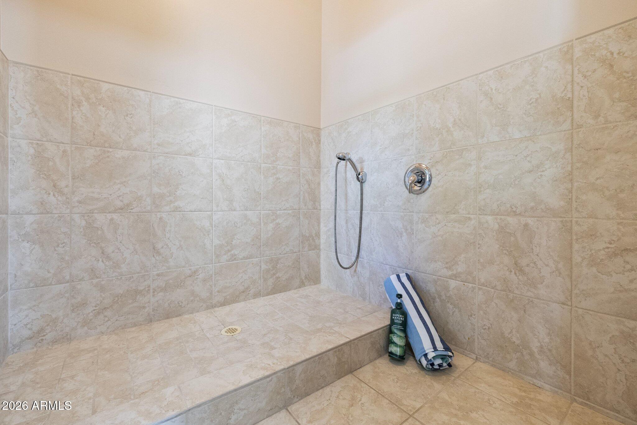 DIAMOND POINT AT LAS SENDAS MOUNTAIN - Residential