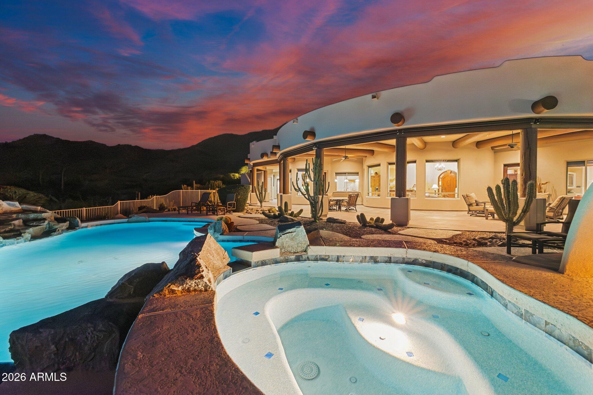 DIAMOND POINT AT LAS SENDAS MOUNTAIN - Residential