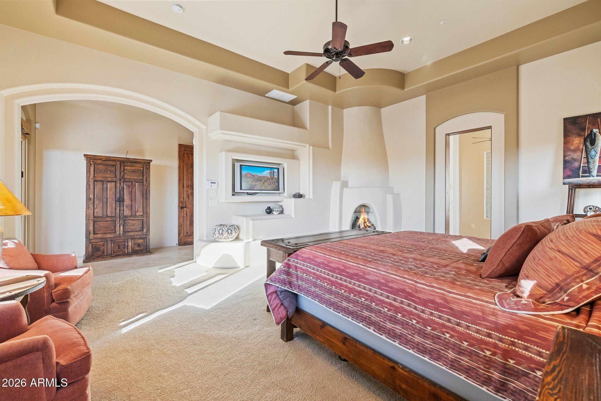 DIAMOND POINT AT LAS SENDAS MOUNTAIN - Residential