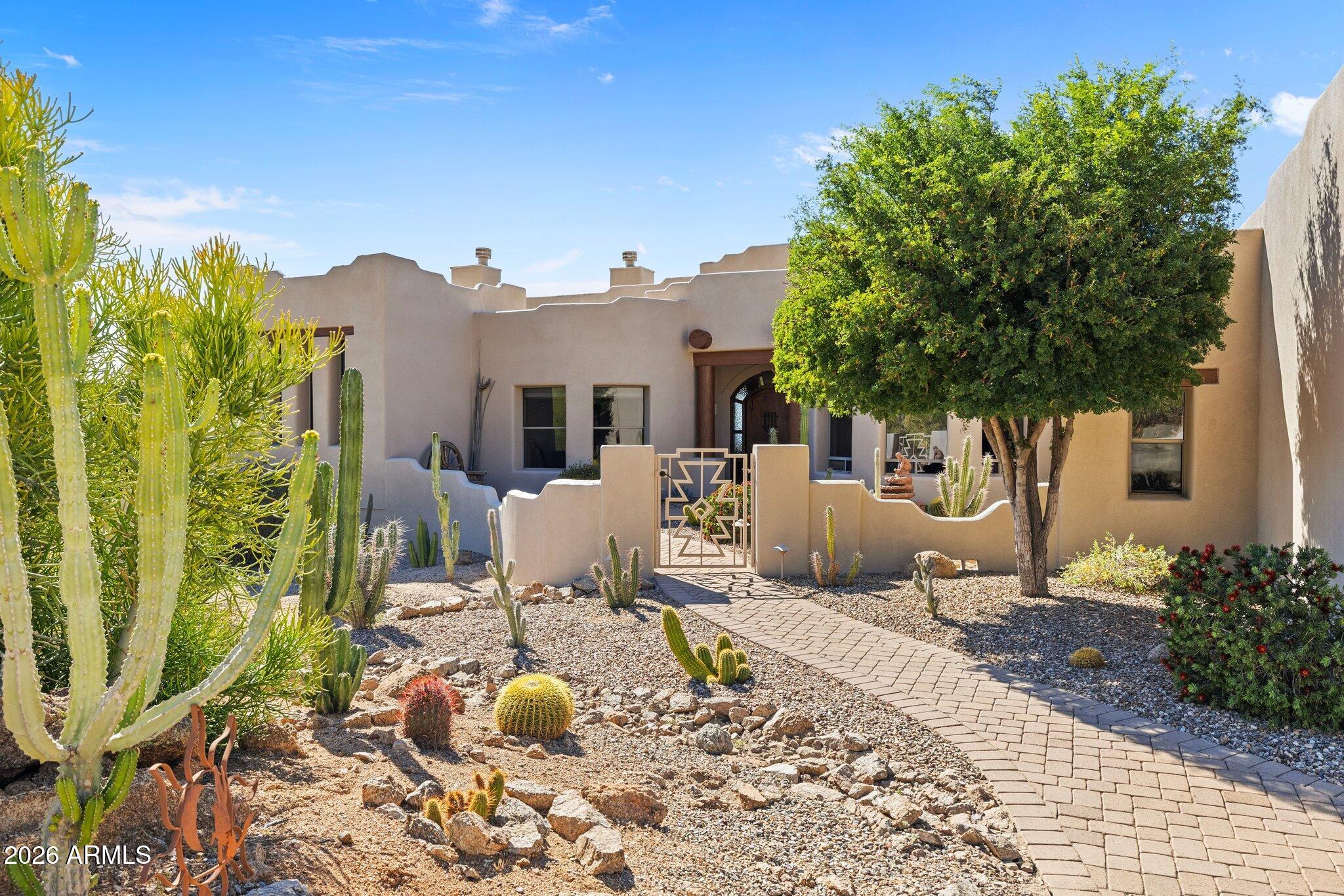 DIAMOND POINT AT LAS SENDAS MOUNTAIN - Residential