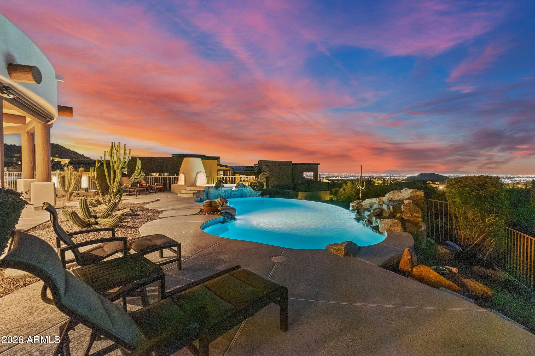 DIAMOND POINT AT LAS SENDAS MOUNTAIN - Residential