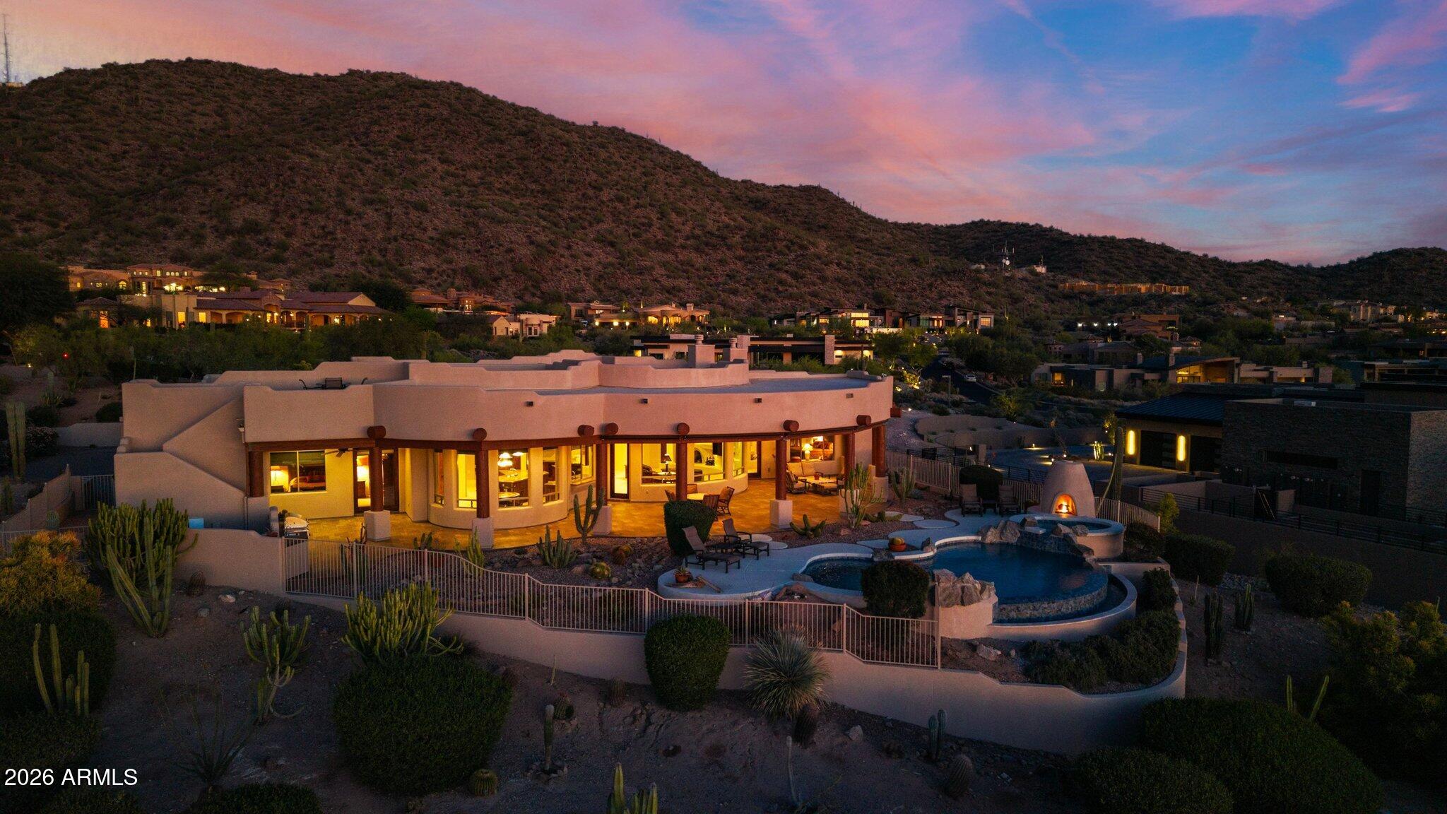 DIAMOND POINT AT LAS SENDAS MOUNTAIN - Residential