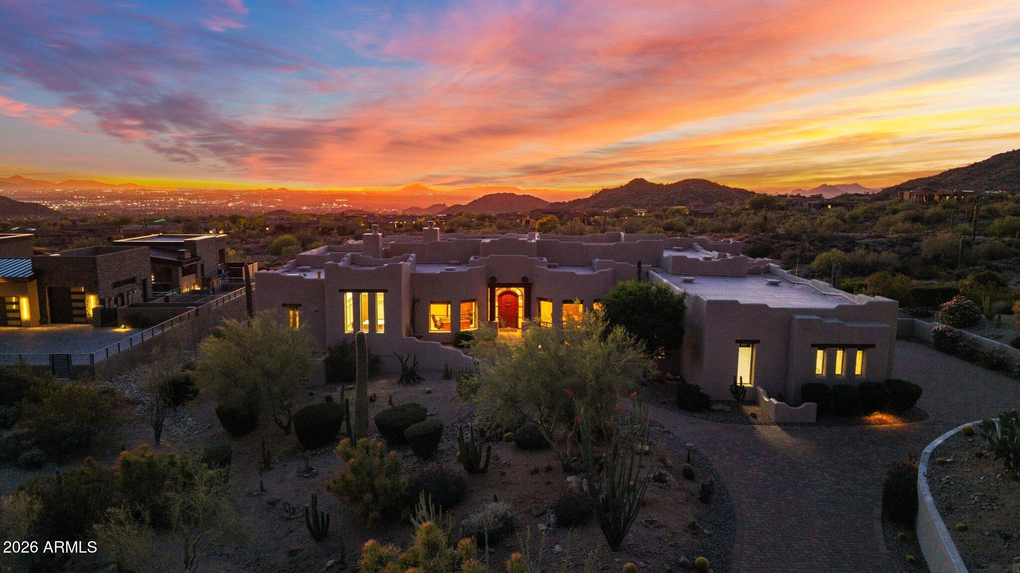 DIAMOND POINT AT LAS SENDAS MOUNTAIN - Residential