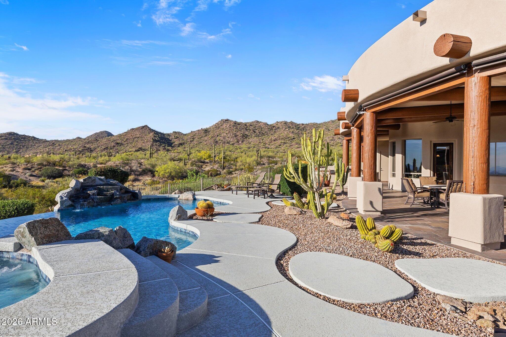 DIAMOND POINT AT LAS SENDAS MOUNTAIN - Residential