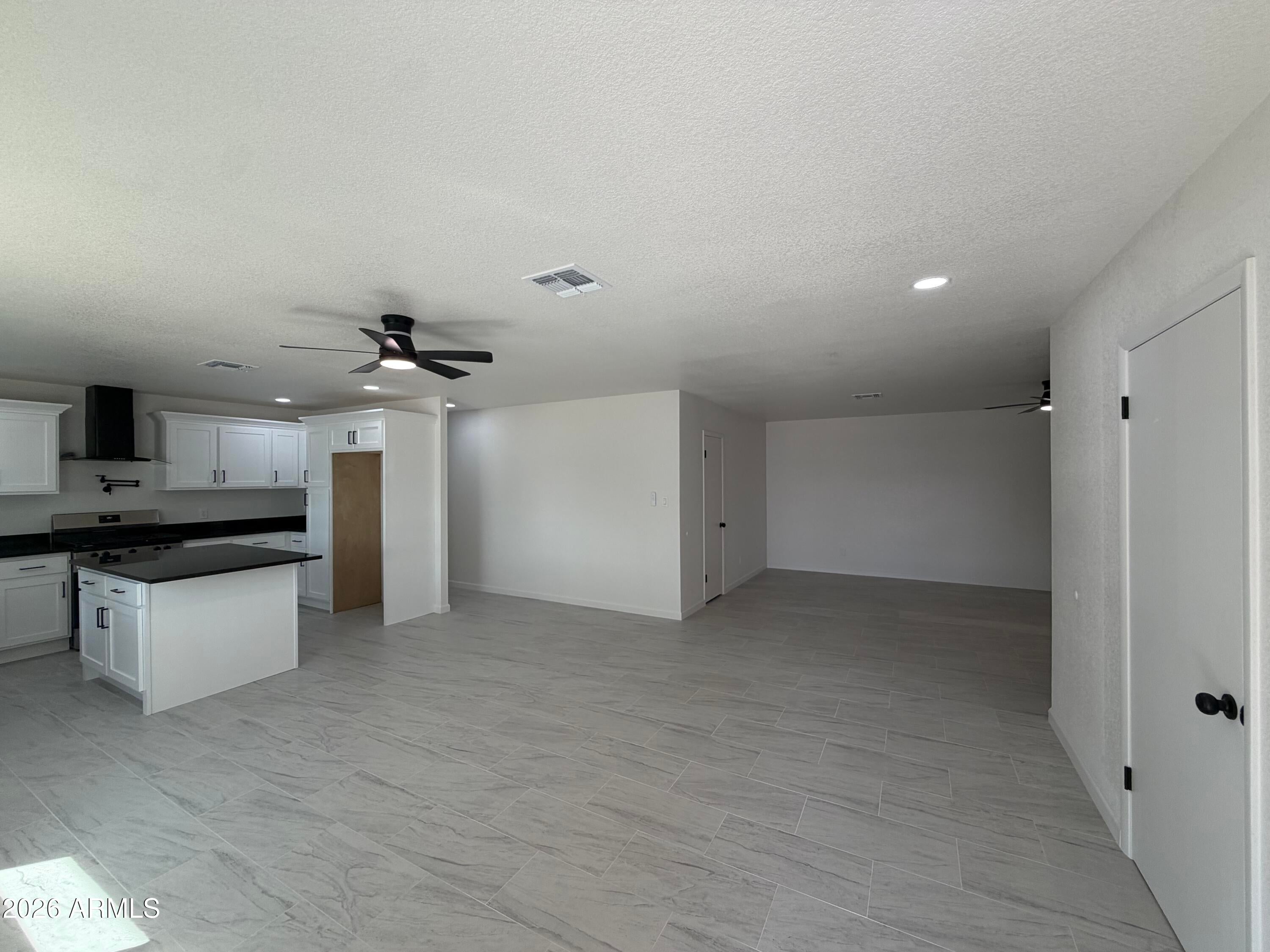 6114 W AVALON Drive
