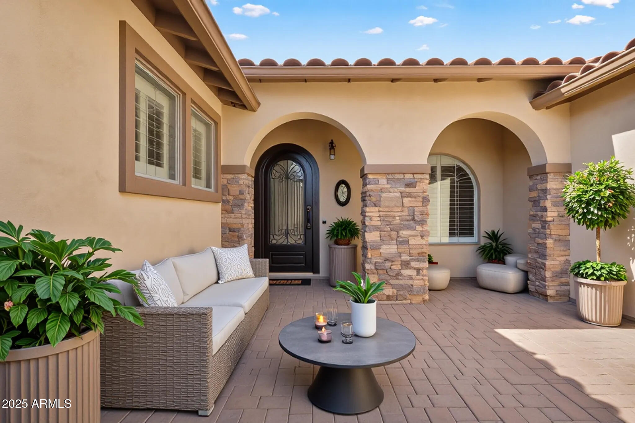 3414 E VIRGIL Drive