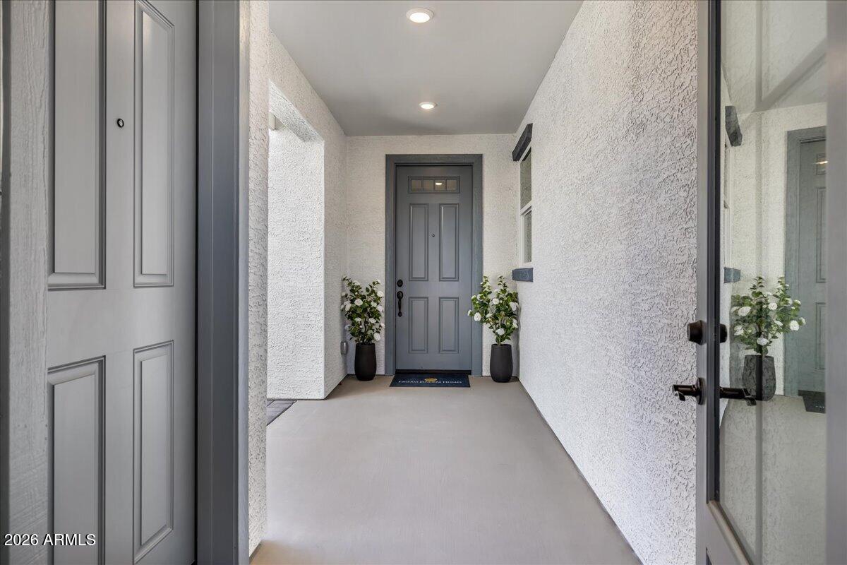 24057 W PUEBLO Avenue