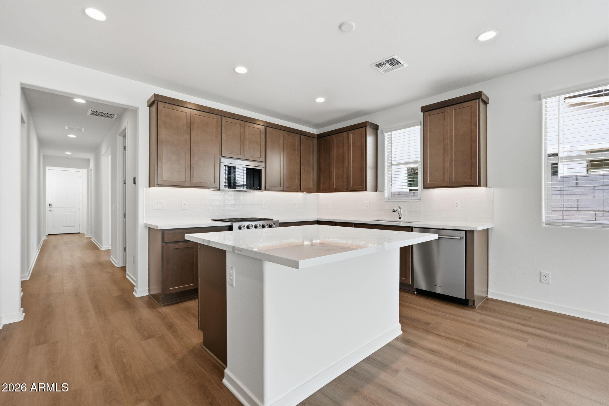 3276 W EMERALD Road