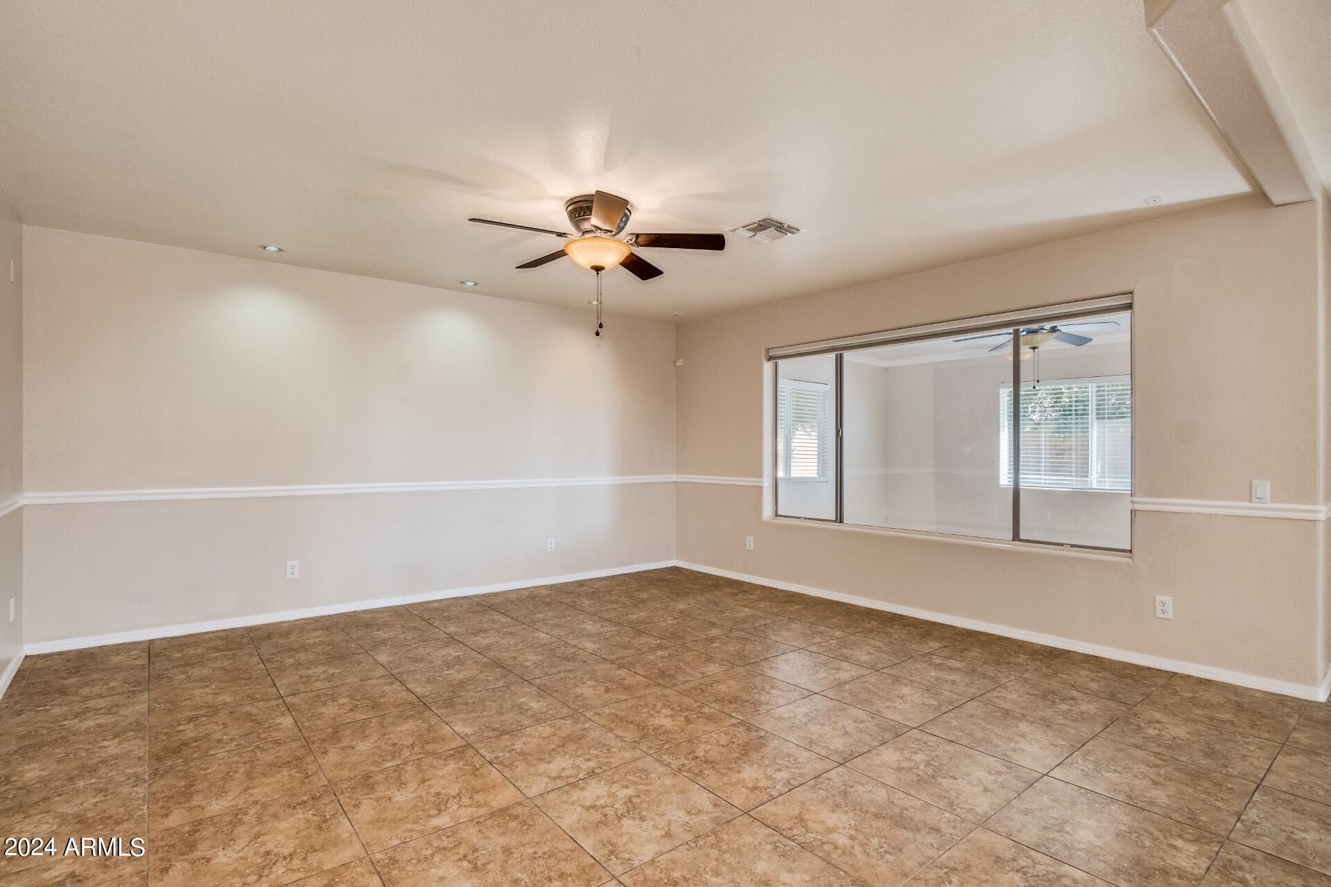 1705 E ROSE GARDEN Lane