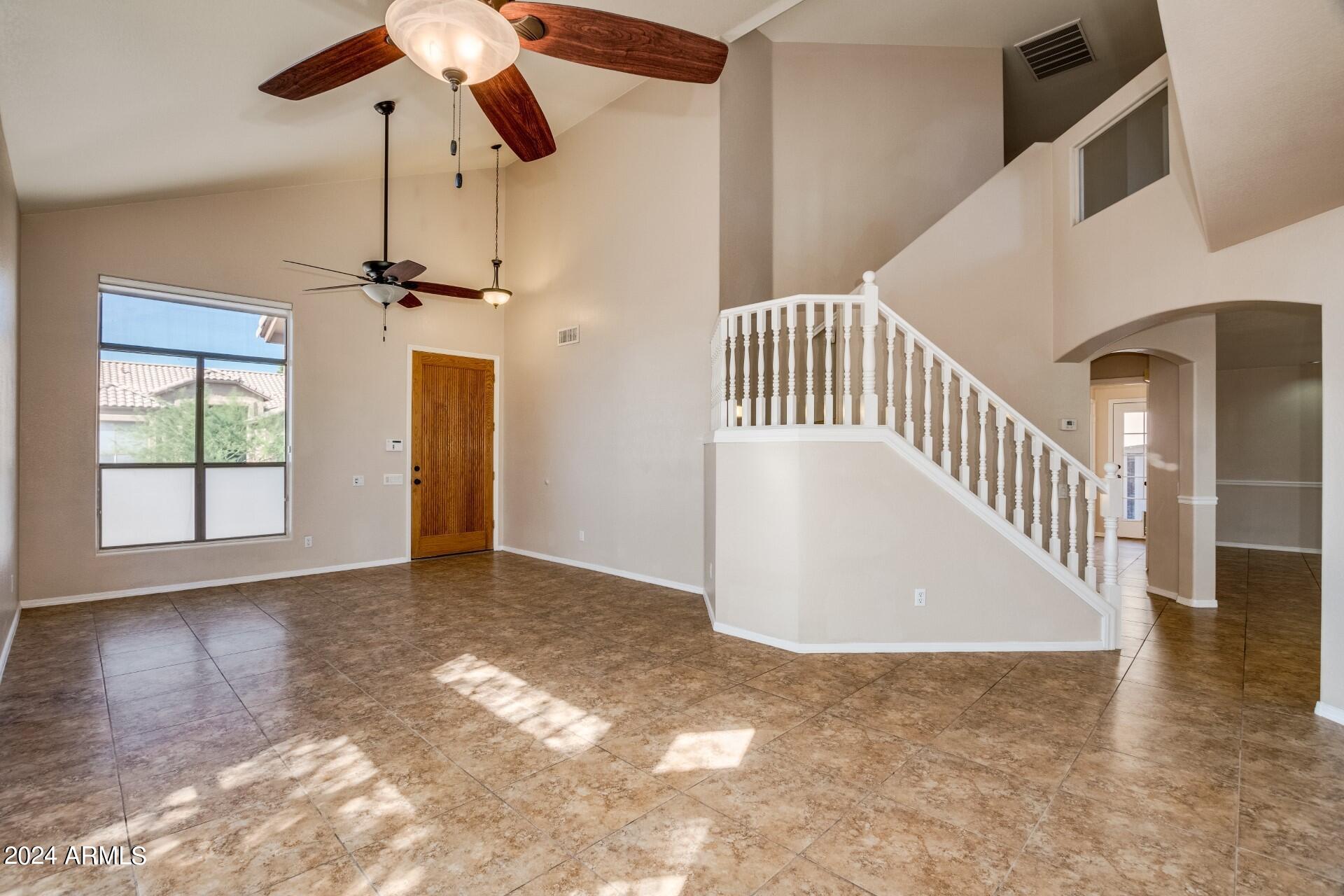 1705 E ROSE GARDEN Lane