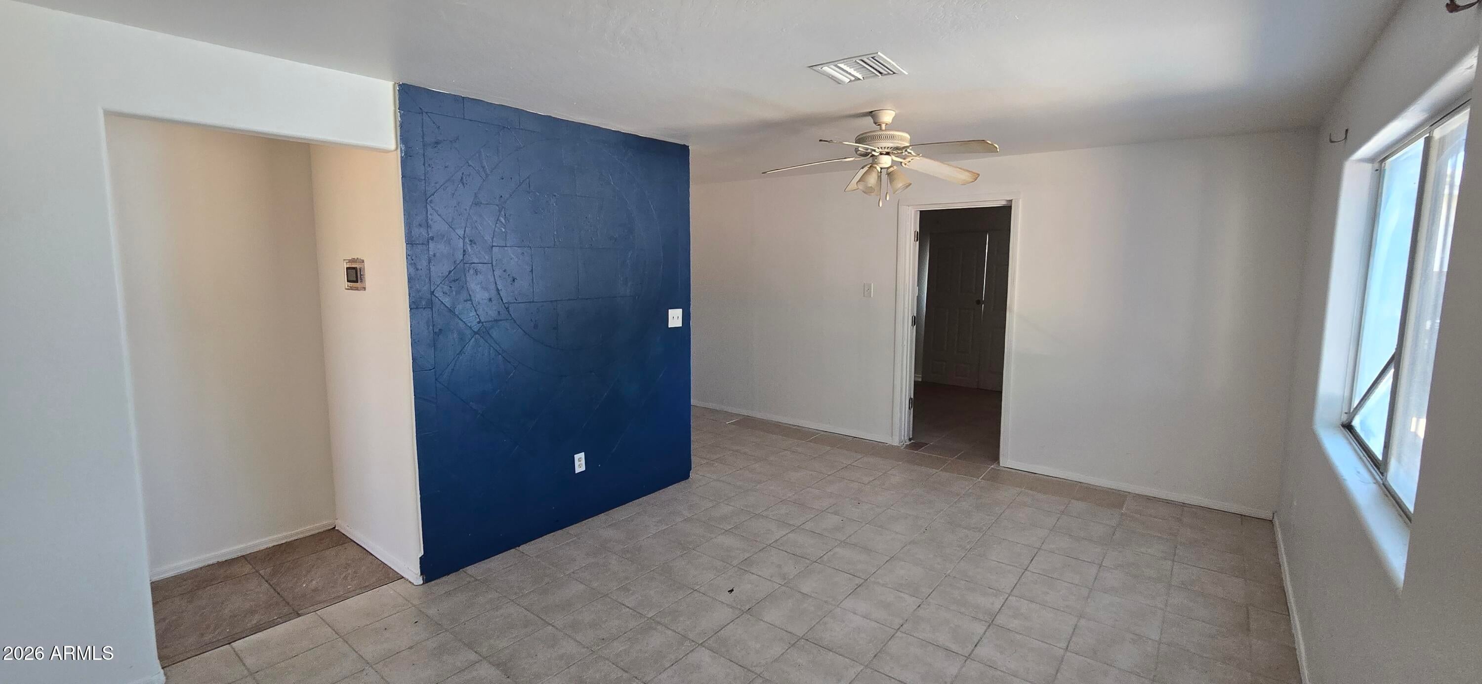 435 S MULBERRY --