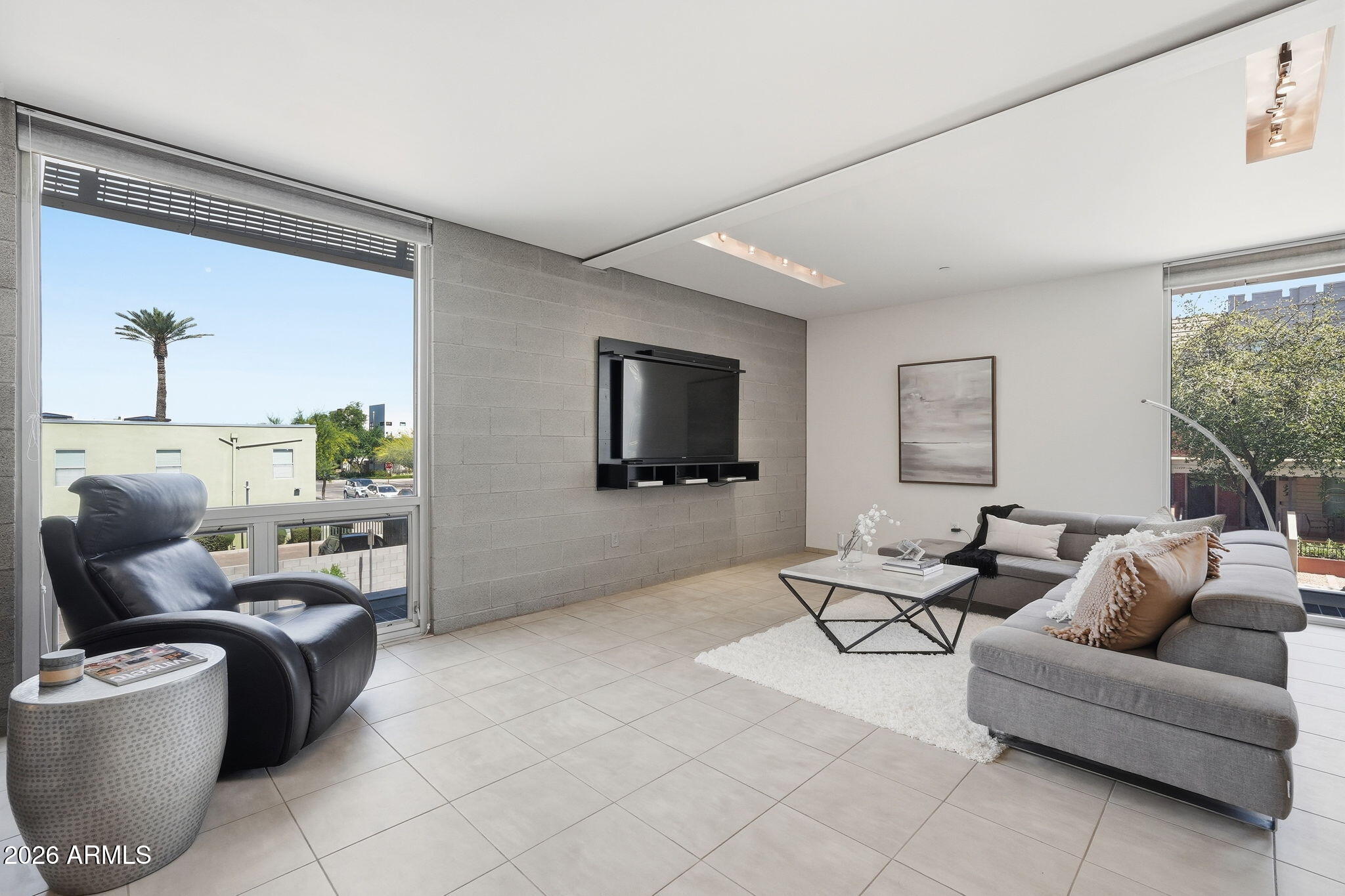 520 S ROOSEVELT Street 1001