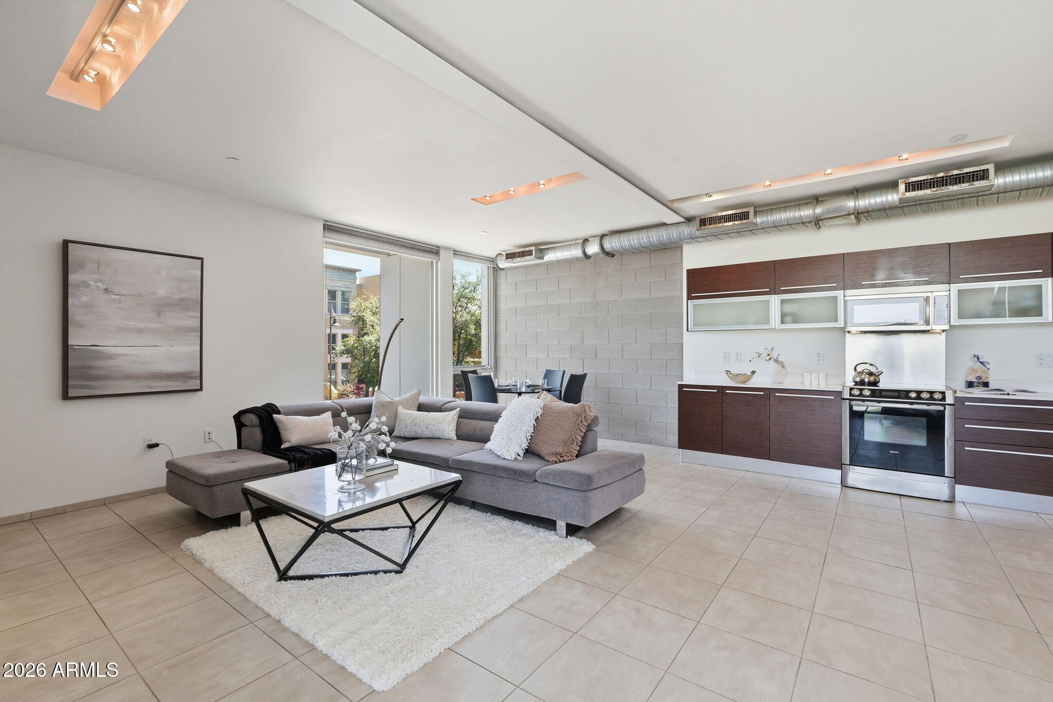 520 S ROOSEVELT Street 1001