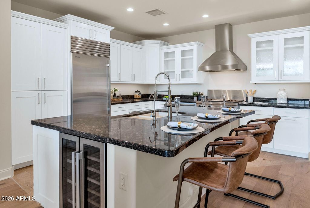 Photo of 8 Biltmore Estate #209, Phoenix, AZ 85016 (MLS # 6999297)