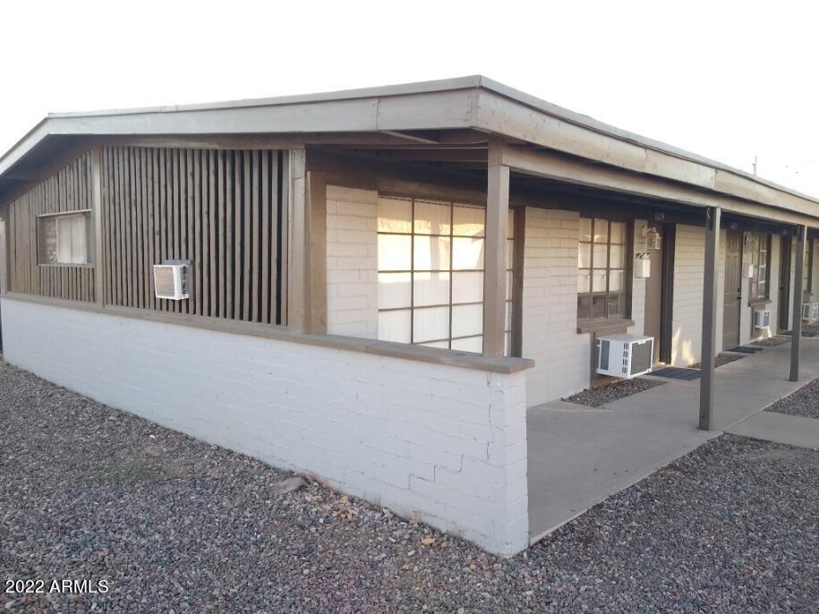 1629 E PINCHOT Avenue