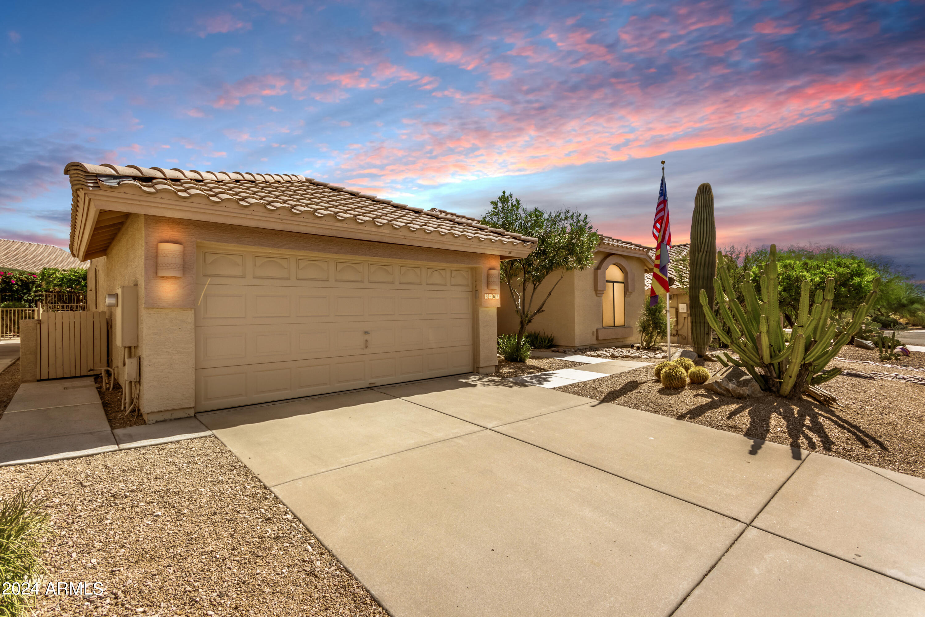 View Gold Canyon, AZ 85118 house