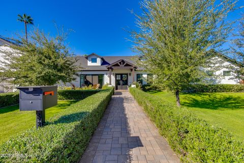 Photo of 6850 N 2nd Street, Phoenix, AZ 85012 (MLS # 6925810)