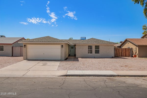 155 W HUNTER ST, MESA, AZ 85201 - Image bfa8d47ce05d702c077f850503e1f7df/1475459067