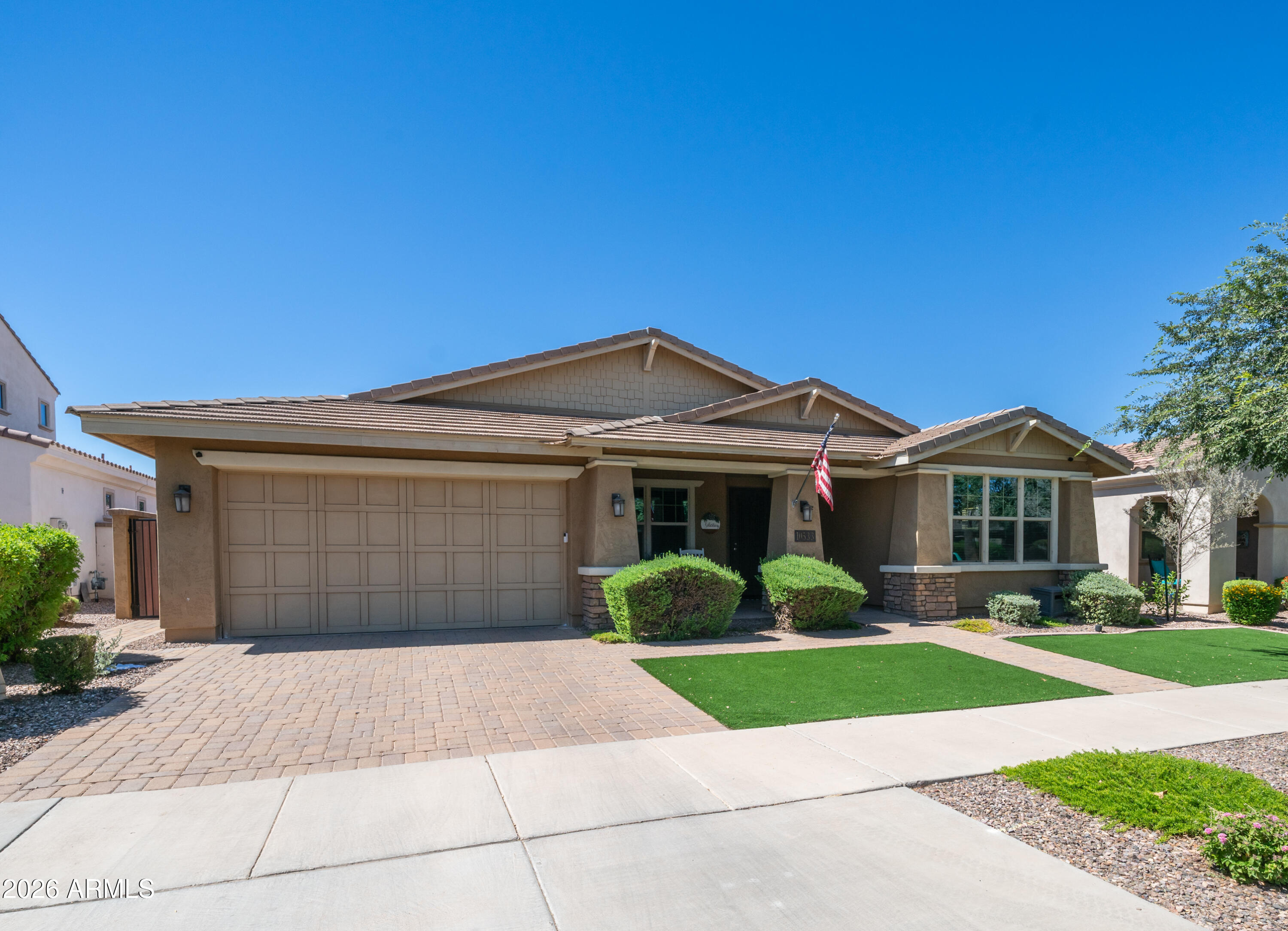 10533 E KINETIC Drive