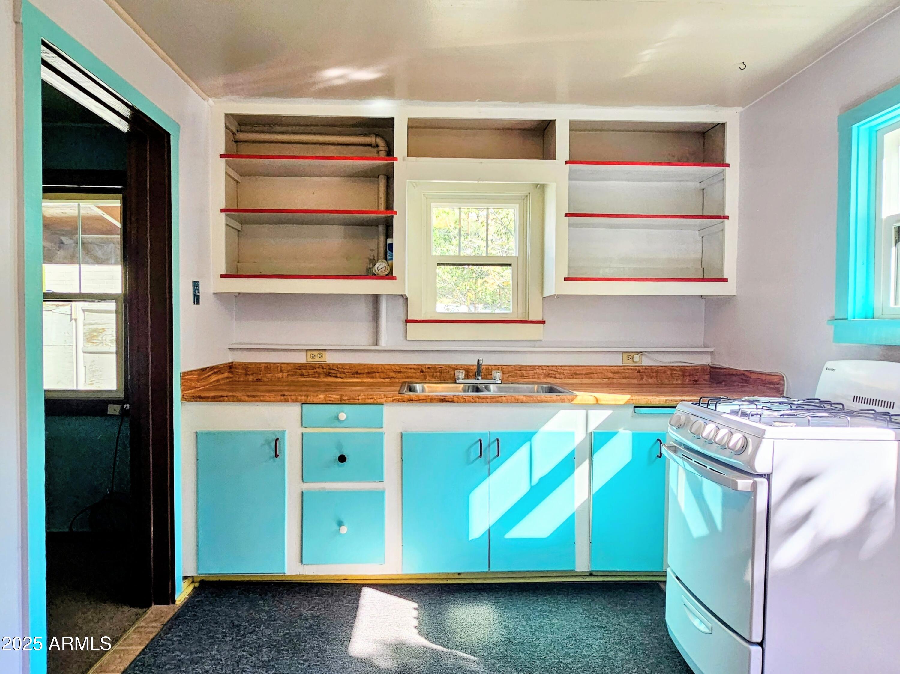 OLD BISBEE - Commercial Sale