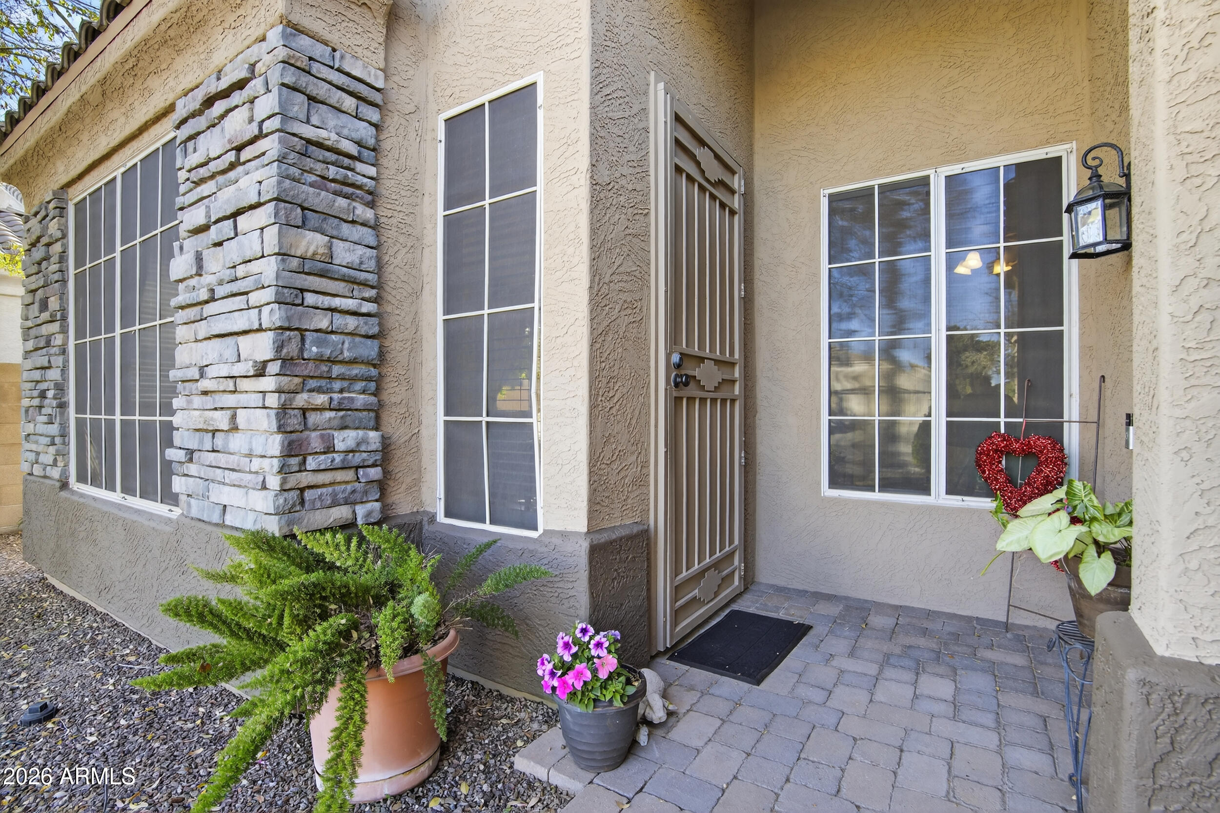 9333 W PONTIAC Drive