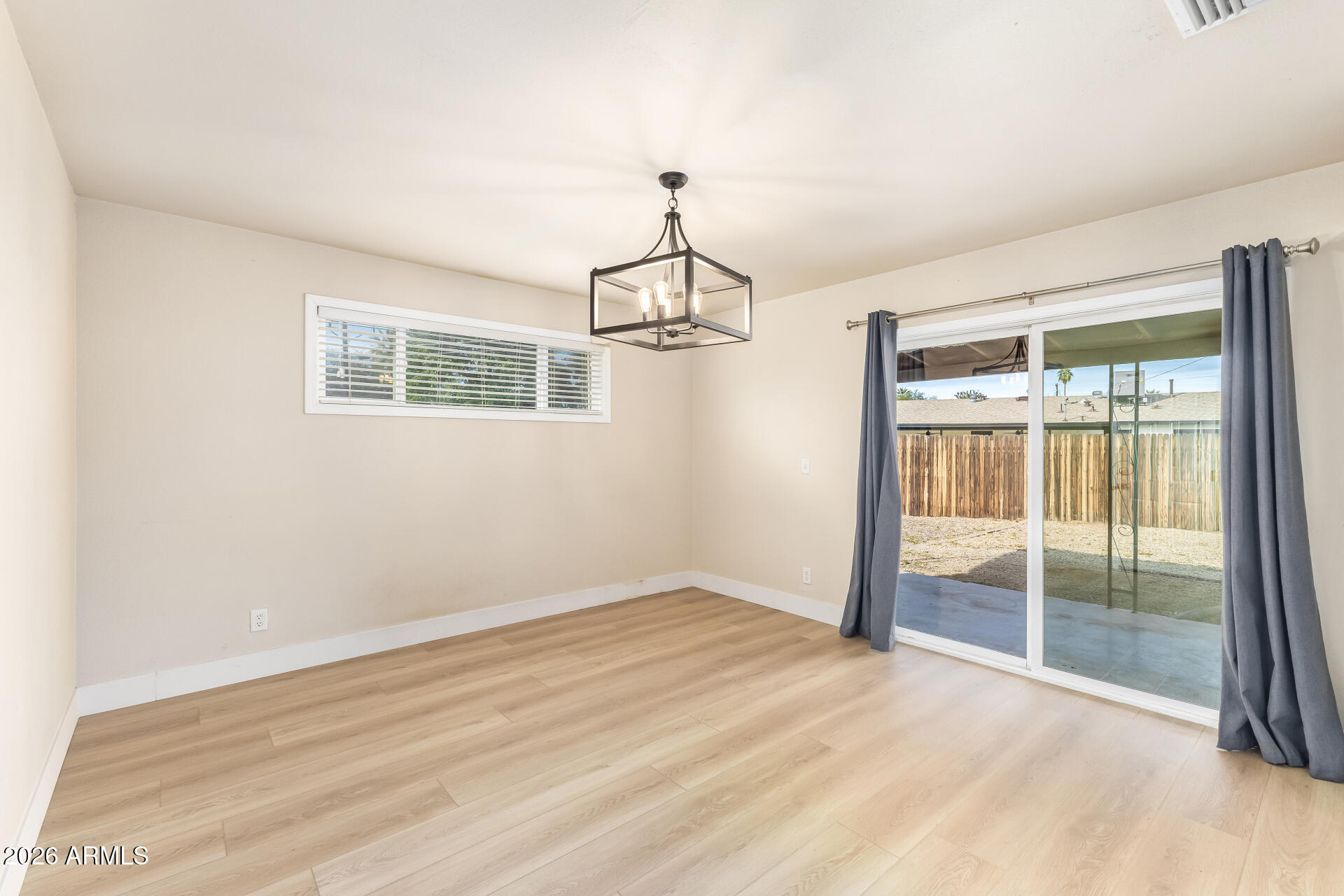 7514 E BEATRICE Street