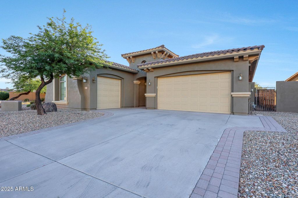 Photo of 2288 N 156th Drive, Goodyear, AZ 85395 (MLS # 6928933)