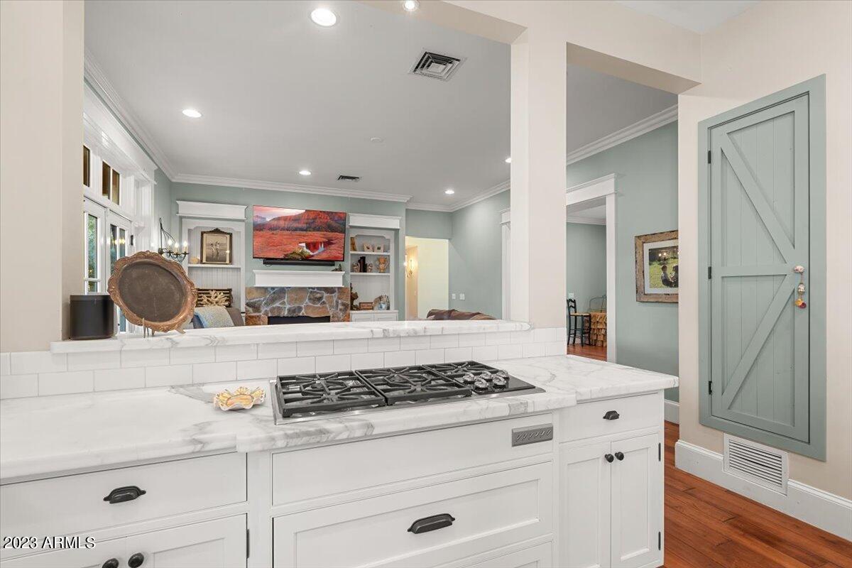 GROVE PARK ESTATES PLAT B - Residential