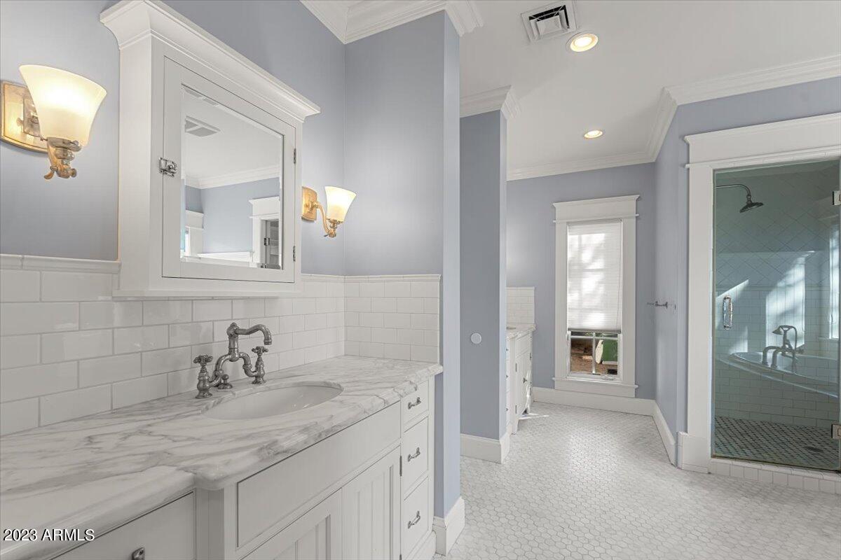 GROVE PARK ESTATES PLAT B - Residential