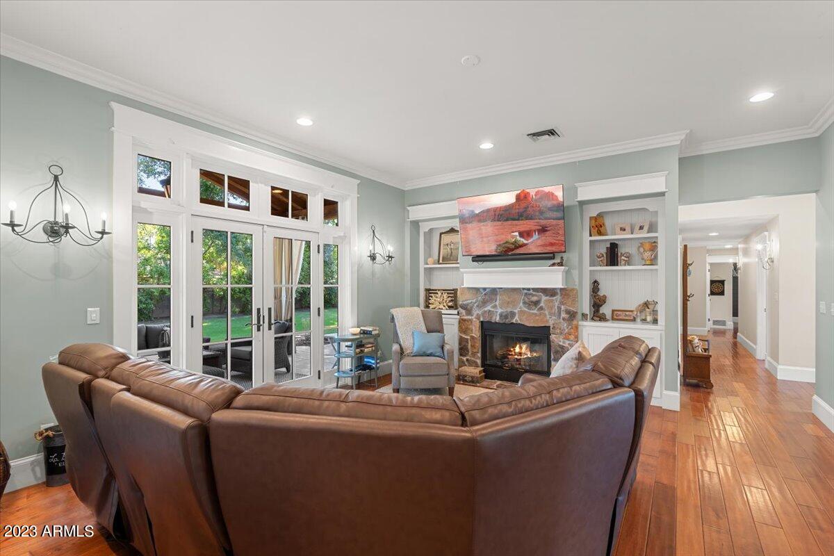 GROVE PARK ESTATES PLAT B - Residential