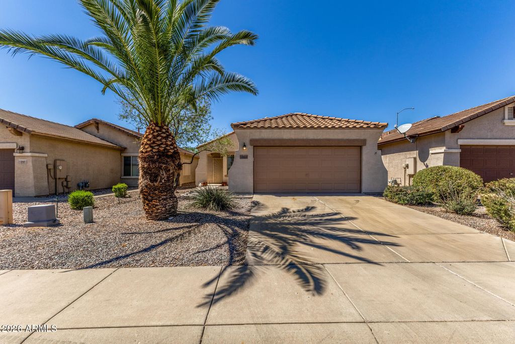 Photo of 256 N 110th Street, Apache Junction, AZ 85120 (MLS # 7003213)