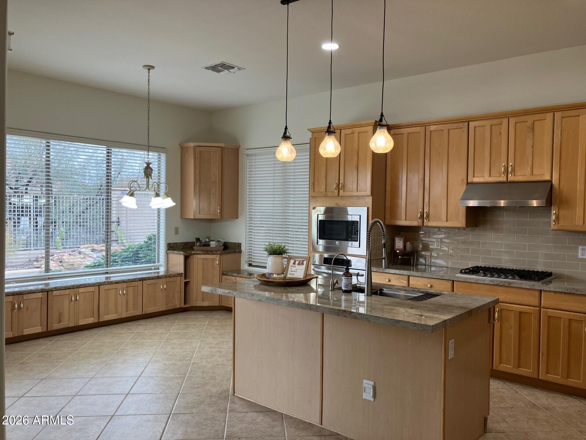 7144 E CUERNAVACO Way