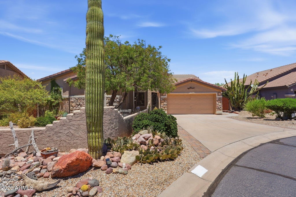 Photo of 7144 E Cuernavaco Way, Gold Canyon, AZ 85118 (MLS # 6964200)