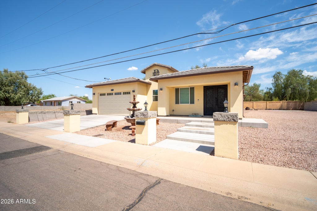 Photo of 425 S Hidalgo Road, Chandler, AZ 85225 (MLS # 7079246)