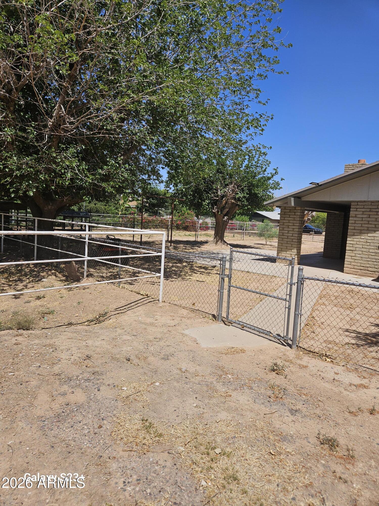 LAVEEN ESTATES 4 - Residential