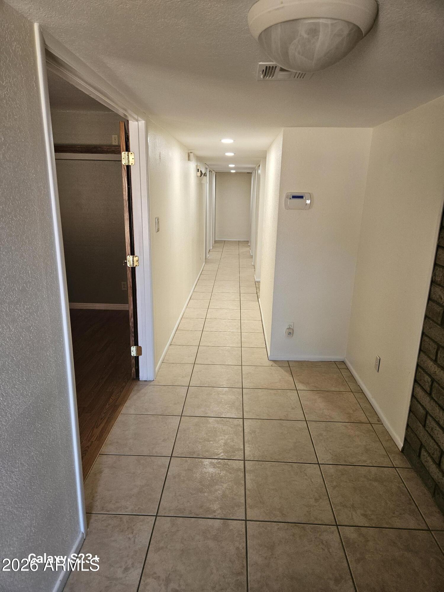 LAVEEN ESTATES 4 - Residential