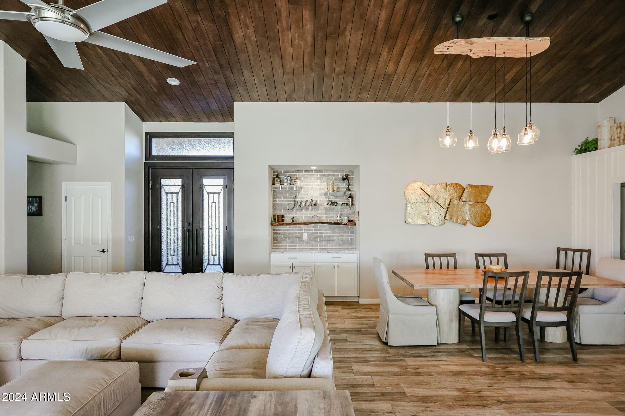 Peoria, Arizona 85382, United States, 2 Bedrooms Bedrooms, ,2 BathroomsBathrooms,Residential,Pending,27982