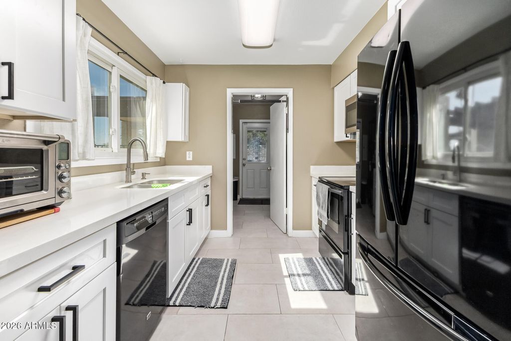 Photo of 2717 S Alder Drive, Tempe, AZ 85282 (MLS # 6985434)