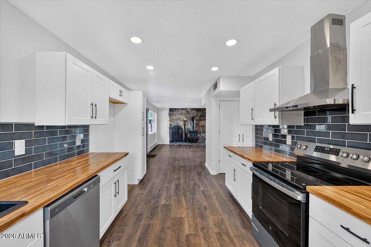 8193 W Dead Eye Road