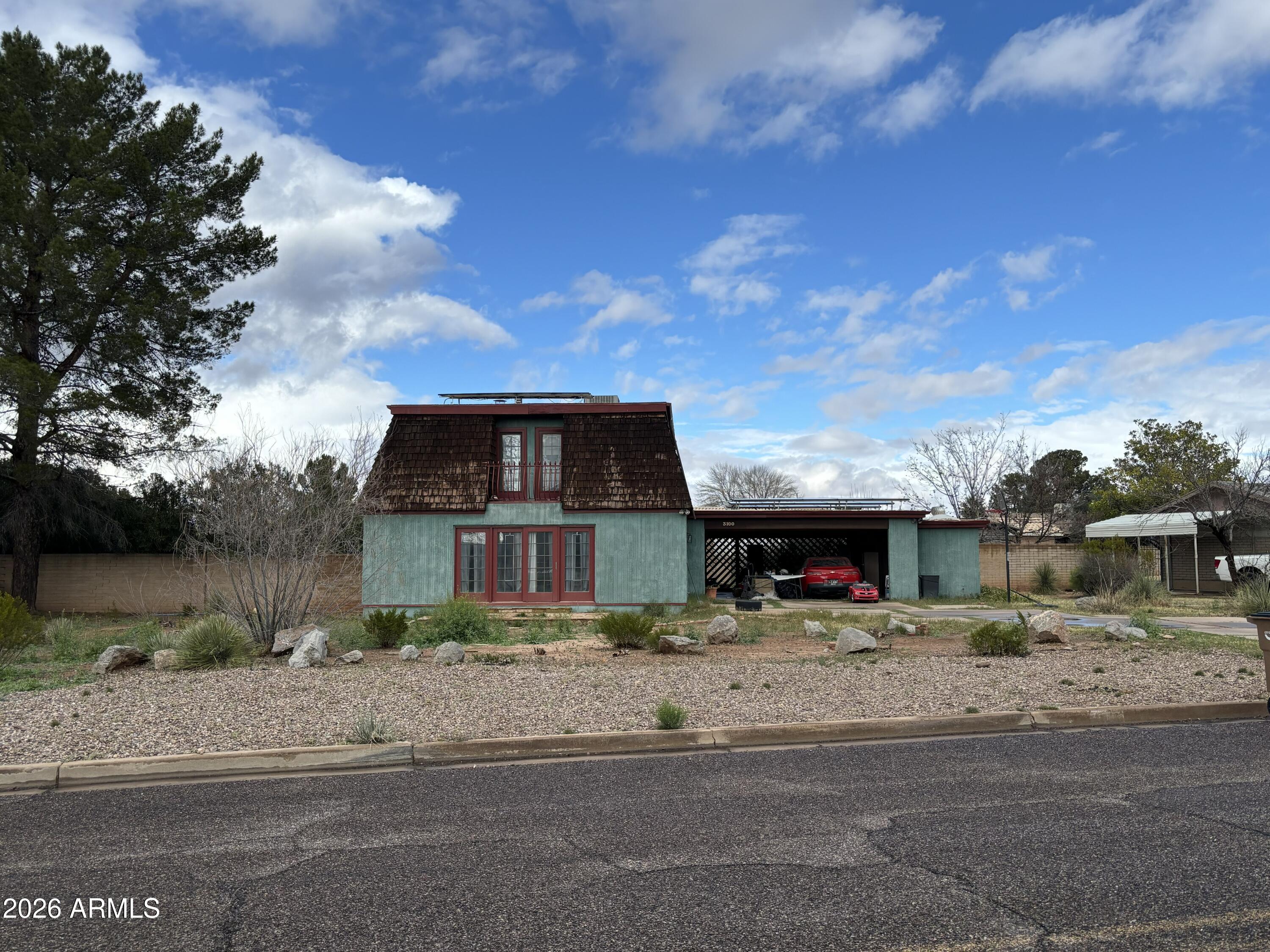 FOOTHILLS - Residential